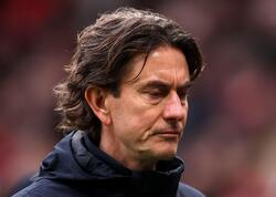 İngiltərə nəhənginin baş məşqçisi QOVULDU