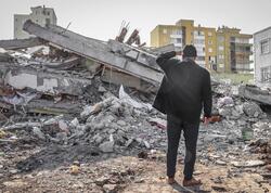 Bir zəlzələdə 236 qohumunu İTİRDİ - <span class="color_red">VİDEO</span>