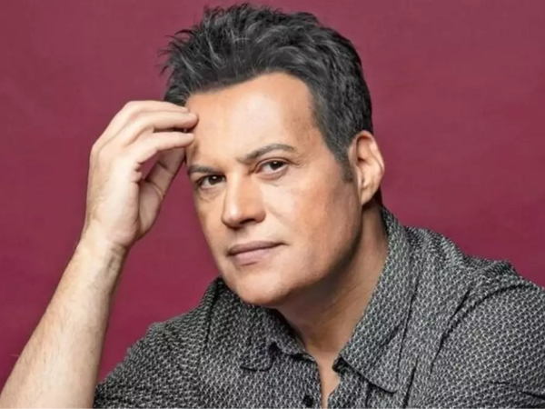 Məşhur müğənni 20 min pensiya pulu ALIR