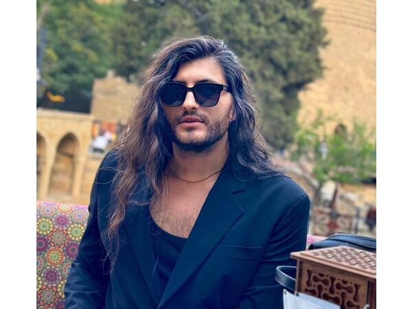 Elxan Paşayevin ölkədən çıxışı məhdudlaşdırıldı