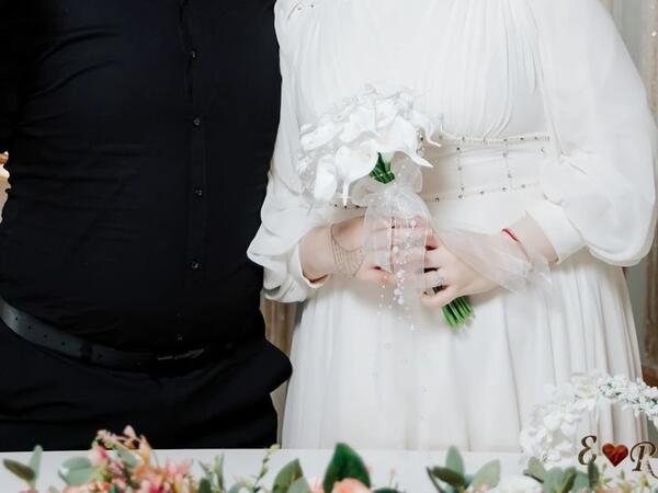 Bəy gəlini kəbin masasında atıb GETDİ - <span class="color_red">VİDEO</span>