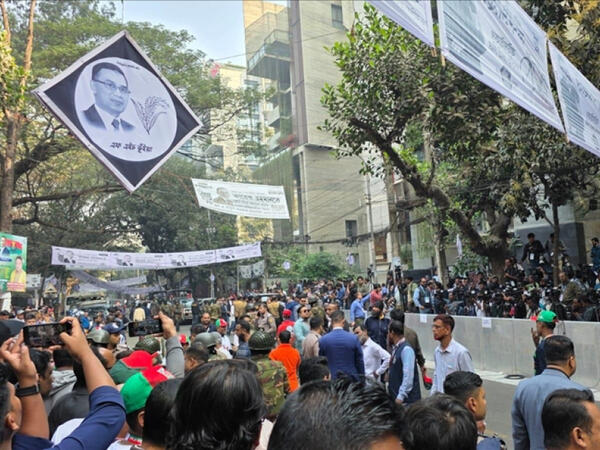Parlament seçkisi zamanı partlayış - Yaralananlar var