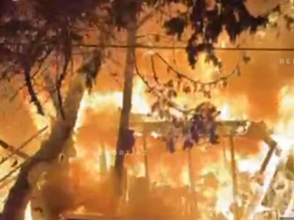 Sumqayıtda ayaqqabı təmir məntəqəsi yanır - <span class="color_red">VİDEO</span>