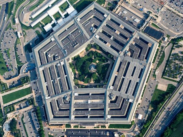 ABŞ-də lazer sınaqlarına görə hava məkanı bağlanıb