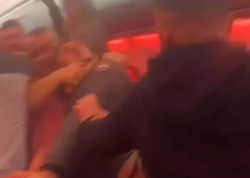 Türkiyədən havalanan təyyarədə dəhşətli dava: Salon qan içində qaldı - <span class="color_red">VİDEO - FOTO</span>