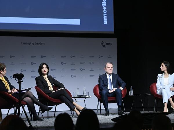 Ceyhun Bayramov Münxen Təhlükəsizlik Konfransı çərçivəsində panel müzakirələrində çıxış etdi - <span class="color_red">FOTO</span>