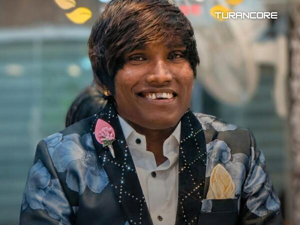 “Hindistanın Justin Bieber”idir, qızlar onun üçün "ÖLÜR" - <span class="color_red">VİDEO</span>