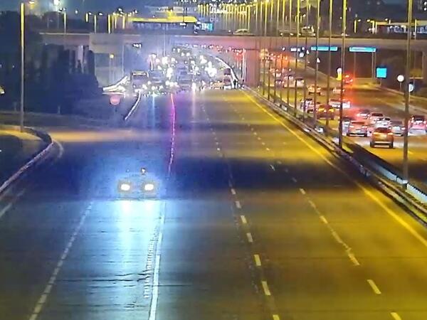 Aeroport şosesində nəqliyyatın hərəkəti məhdudlaşdırılıb