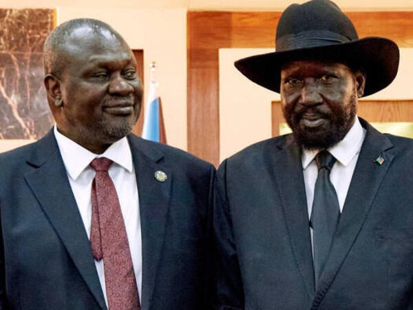 Cənubi Sudan: ölkəni girov saxlayan iki nəfər