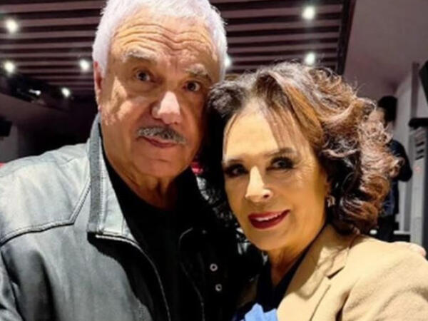 9 ildən sonra barışdılar - <span class="color_red">FOTO</span>