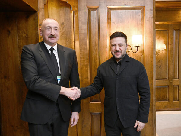 İlham Əliyevin Münxendə Zelenski ilə görüşü olub - <span class="color_red">FOTO</span>
