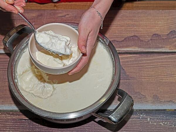 Daş kimi qatıq neçə saata mayalanır -  İdeal qatıq mayalamağın sirrləri