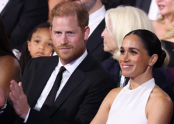 Şahzadənin xanımı ilk dəfə qızının üzünü göstərdi - <span class="color_red">FOTO</span>