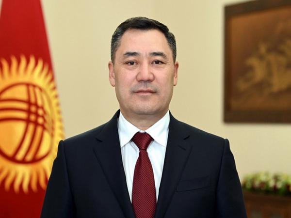 Prezident 3 naziri istefaya göndərdi