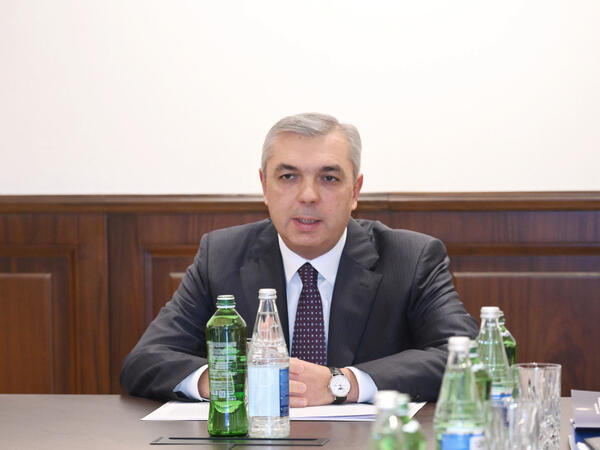 Azərbaycan Respublikasının Korrupsiyaya qarşı mübarizə üzrə Komissiyasının iclası keçirilib - <span class="color_red">FOTO</span>