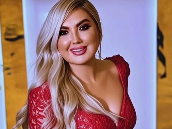 "Məclislərə "bədən-ayaq" göstərməyə getmirəm"