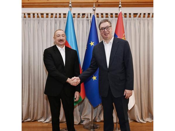 Prezident İlham Əliyev Aleksandar Vuçiç ilə qeyri-rəsmi səhər yeməyində iştirak edib - FOTO