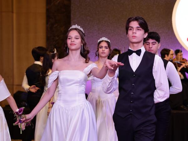 Bakıda dəbdəbəli Vyana xeyriyyə balı keçirildi – mövsümün beynəlxalq dünyəvi hadisəsi - <span class="color_red">FOTO</span>