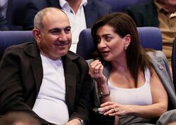 Paşinyanla arvadı nikahlarının bitdiyini elan etdi - <span class="color_red">FOTO</span>