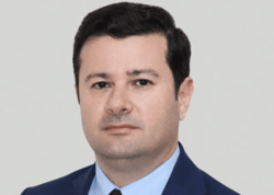 Bu qurumun mətbuat katibi işdən çıxdı