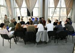 “Pul əhvalatı” adlı yeni tamaşasının oxunuş məşqlərinə başlanılıb - <span class="color_red">FOTO</span>