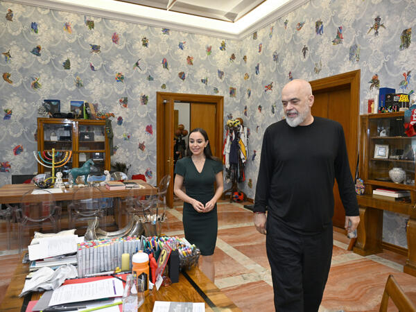 Leyla Əliyeva Tiranada Albaniyanın Baş naziri Edi Rama ilə görüşüb - <span class="color_red">FOTO</span>
