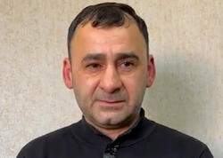 Bakıda saçını kəsdirməyə gedən müştəriyə ŞOK – Bərbər başına torba keçirib... - <span class="color_red">ANBAAN VİDEO</span>