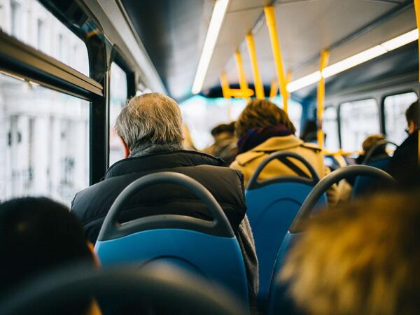 Bakıda avtobusda sərnişin qəfildən ÖLDÜ