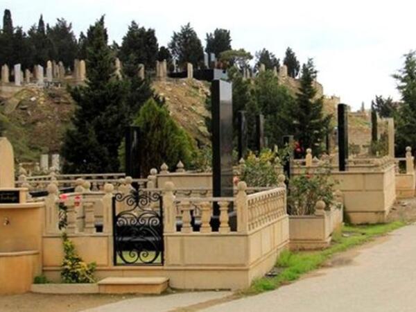 Azərbaycanda qəbir daşına elə söz yazıldı ki, iş məhkəməyə kimi getdi - “Dayıları tərəfindən..."