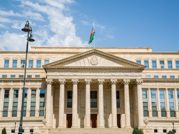 Hansı hallarda “WhatsApp” yazışmaları izlənilə bilər? - Ali Məhkəmə açıqladı