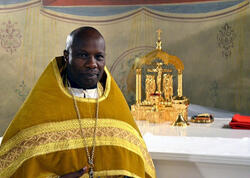 Afrikada Moskvanın gizli gücü: Pravoslav Kilsəsi Kremlin yeni təsir alətinə çevrilir