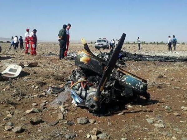 İran ordusuna məxsus təyyarə qəzaya uğradı - Ölən var