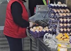 “Araz” marketdə kiflənmiş məhsullar satışa ÇIXARILIR? - <span class="color_red">VİDEO</span>