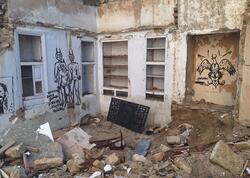 “Sovetski”də sökülən evin divarlarındakı rəsmlər DİQQƏT ÇƏKDİ