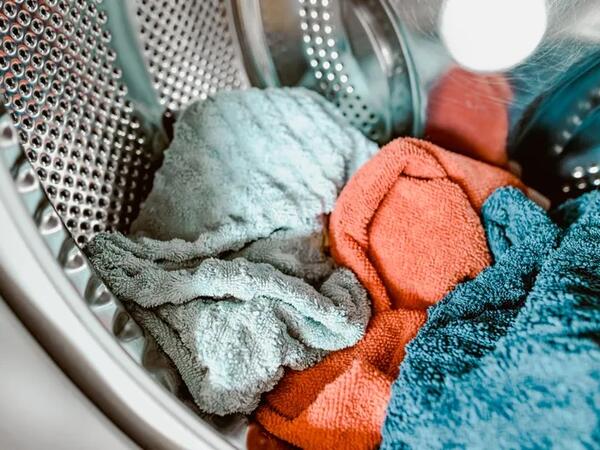 Hamam və mətbəx dəsmallarını eyni vaxtda yumaq olar? -  Ekspert xəbərdarlığı