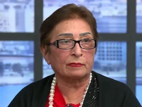 “Ürəyimin yarısını, gözümün nurunu verdiyim insanlar yanımda olmadı"