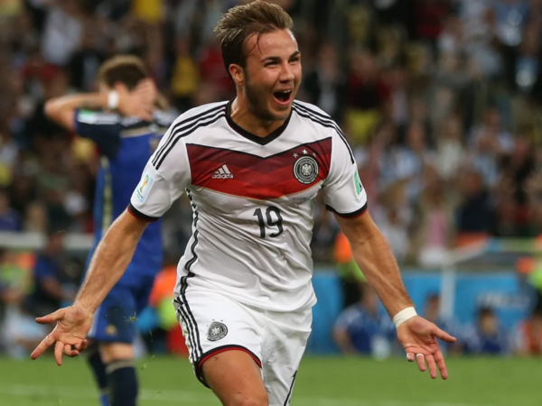 “Əl-Nəsr”də oynamaq istəyir