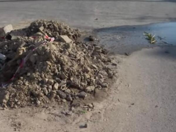 2 aydır partlayan su boru xətti niyə təmir edilmir? - ŞİKAYƏT