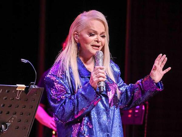 Xalq Artisti konsertdən 77 min manat qazanacaq