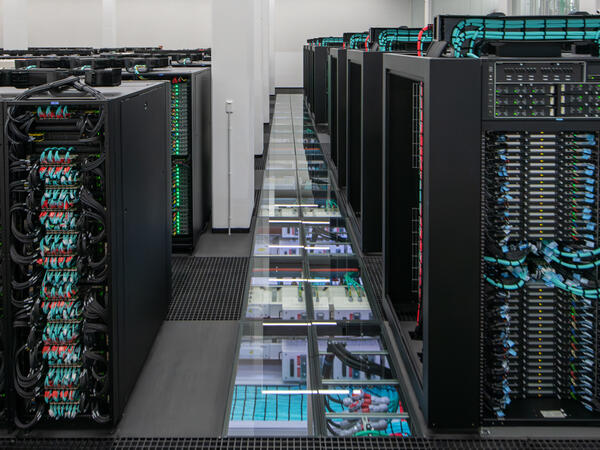 Azərbaycanda “Lenovo” infrastrukturu üzərində qurulmuş ilk Superkompüter Mərkəzi istifadəyə verilib