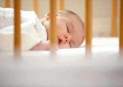 Körpələrdə “qəfil ölüm sindromu” nədir? – Pediatr risk faktorlarını sadaladı