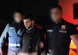 Hökümənin ailəsinin 80 minini oğurlayana bu cəza VERİLDİ - <span class="color_red">FOTO</span>