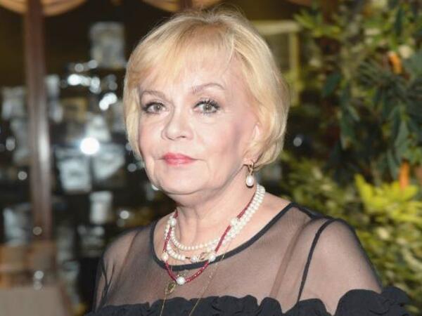 Tanınmış aktrisa vəfat etdi - <span class="color_red">FOTO</span>