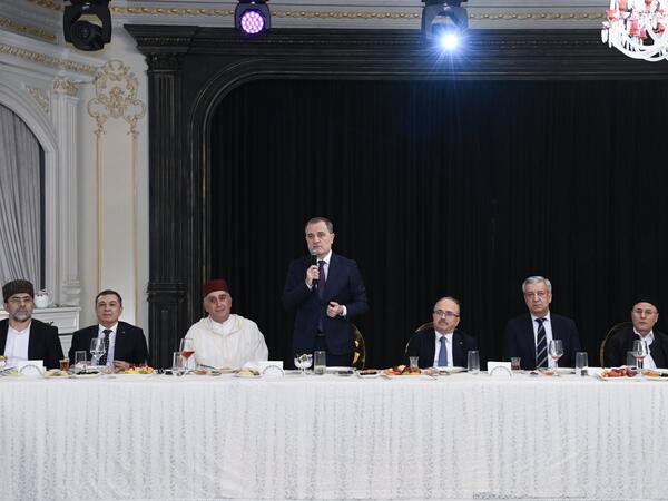 Ceyhun Bayramov Qəzzadakı sülhün vacibliyini vurğuladı - <span class="color_red">FOTO</span>