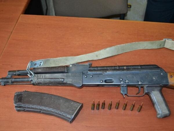 Polis silah-sursat aşkarladı