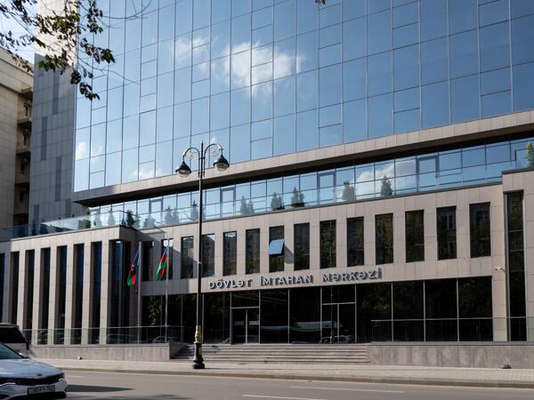 Buraxılış imtahanında iştirak edəcək şagirdlərin NƏZƏRİNƏ