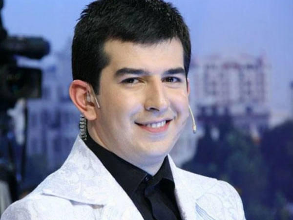 Məşhur aparıcı oğlu ilə FOTOsunu paylaşdı