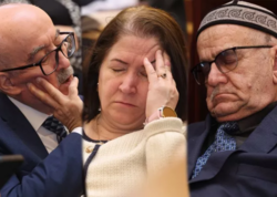 AMEA-da "gərgin" iclas: Alimlər yuxuya getdi - <span class="color_red">FOTO</span>