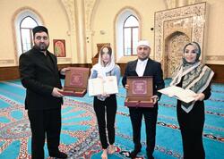 Leyla Əliyeva və Alena Əliyeva Cümə məscidini ziyarət ediblər - <span class="color_red">FOTO</span>