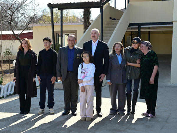 İlham Əliyev və Mehriban Əliyeva Xocavənd şəhərində görülmüş işlərlə tanış olublar - <span class="color_red">FOTO</span>